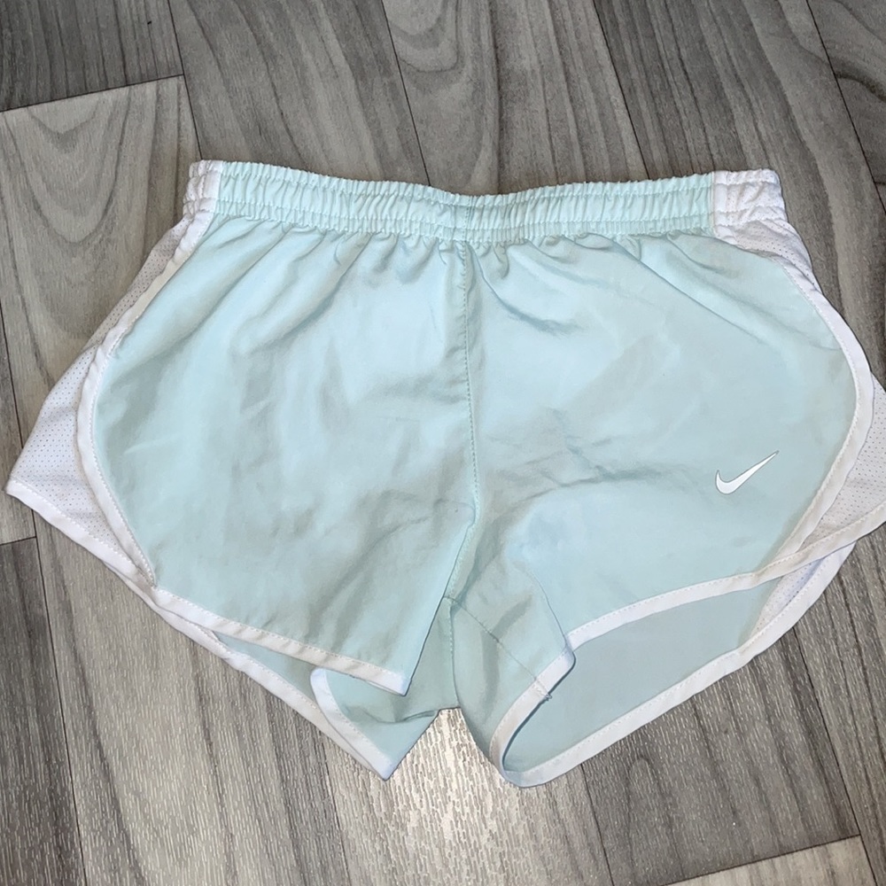 Girls xs Nike athletic shorts